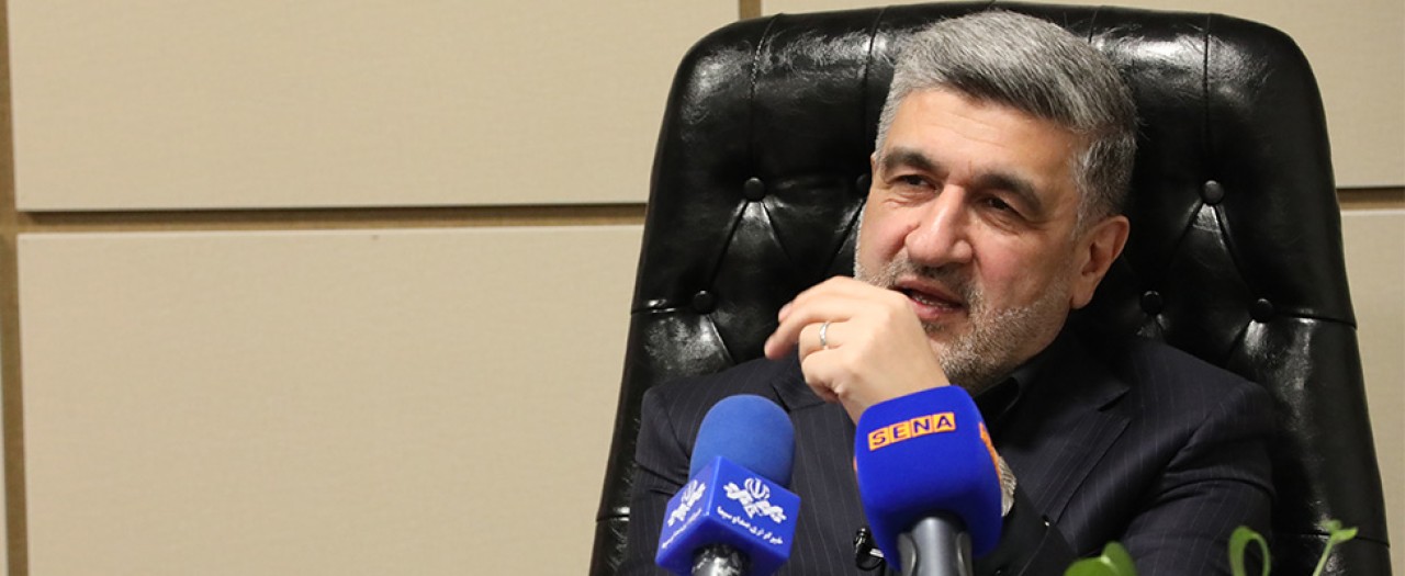 توجه به ملاحظات محیطی و ملی در بازگشایی بازار سهام مورد تأکید است