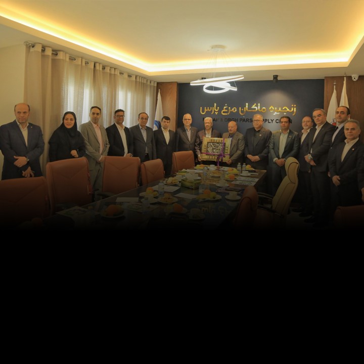 همراهی با تولیدکنندگان، وظیفه ملی بانک اقتصادنوین است